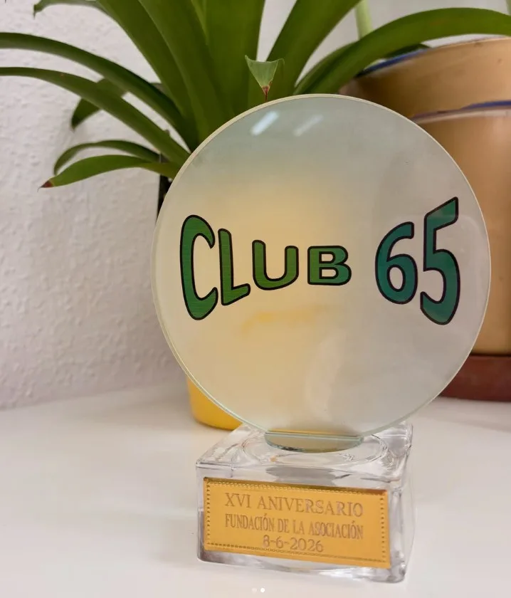 CLUB 65